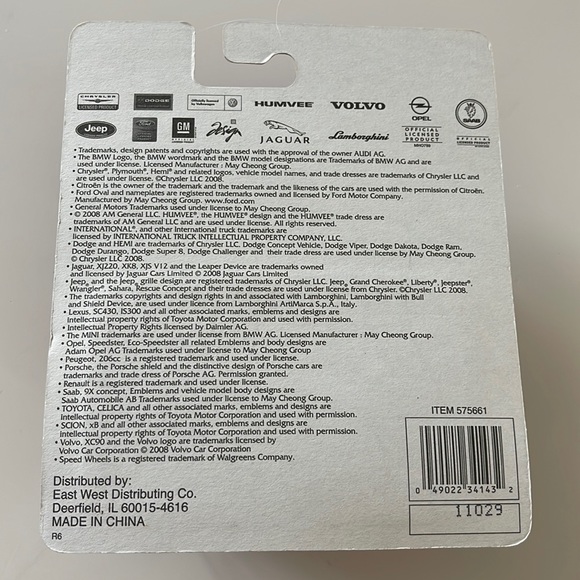 Speed Wheels gold Lamborghini sports car 1:64 - Picture 2 of 4